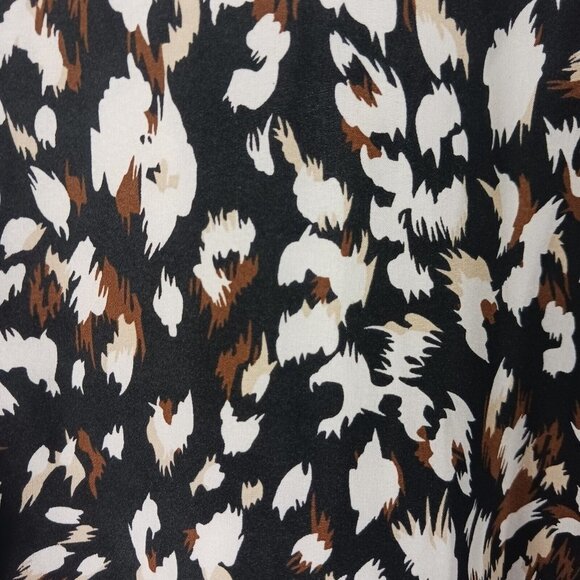 Shein Curve Womans Button Front Shirt Long Sleeve Ruffled Hem Size 3XL Black - Picture 4 of 7